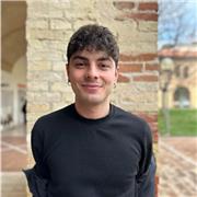 Sono uno studente magistrale di economia e finanza , laureato in economia aziendale;offro ripetizioni in economia e macroeconomia